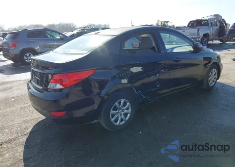 2013 Hyundai Accent Gls z USA, uszkodzony, nr VIN KMHCT4AE8DU569453